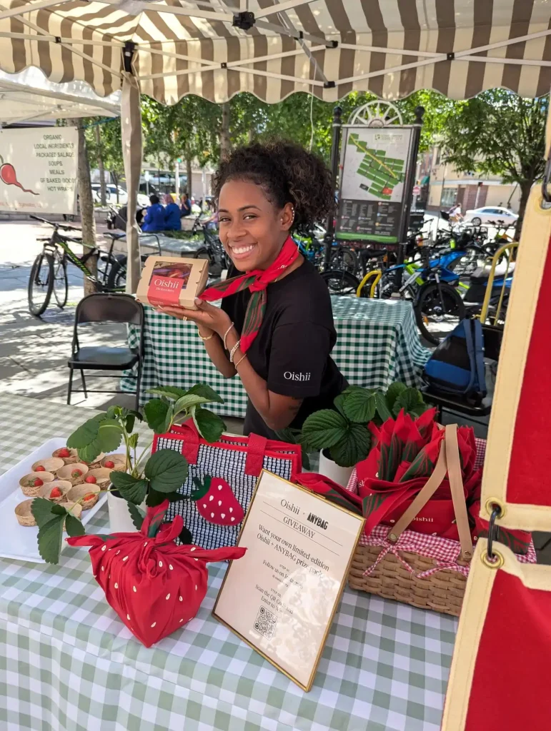 Brand Ambassador at Farmers Market: Unique Experiential Marketing Strategy